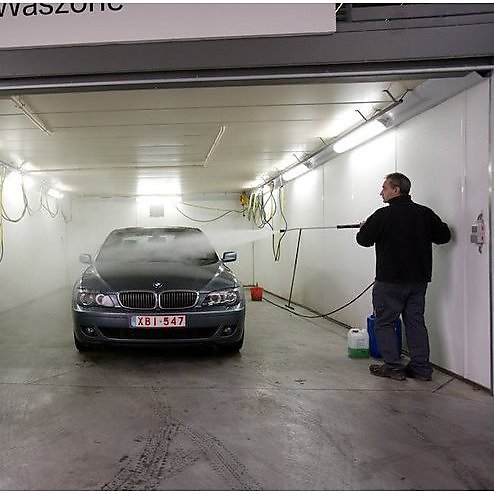 Carwash wanden en plafonds