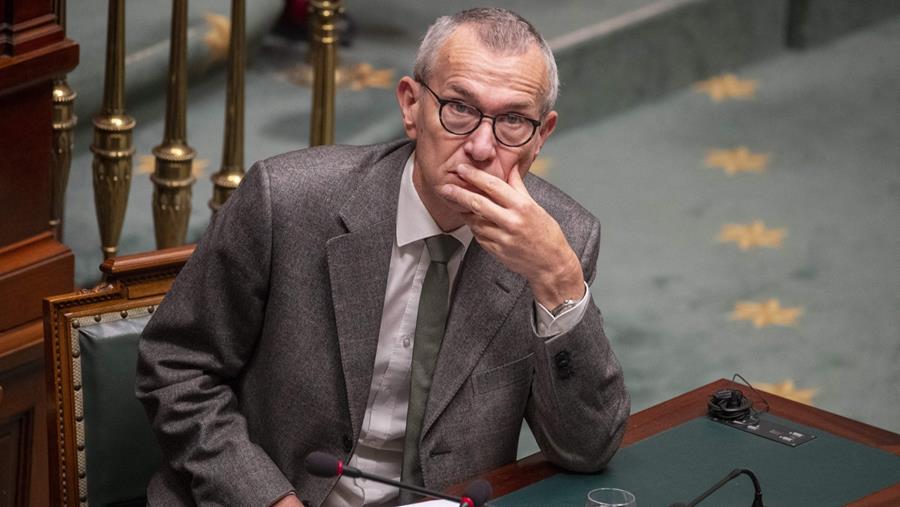 Vandenbroucke: "Supplement alleen op professioneel honorarium"